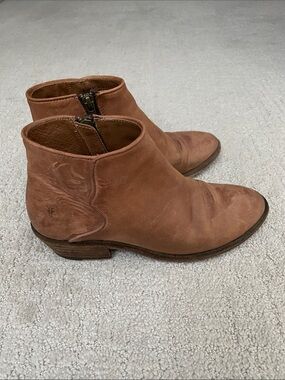 Frye leather ankle boots booties 5.5